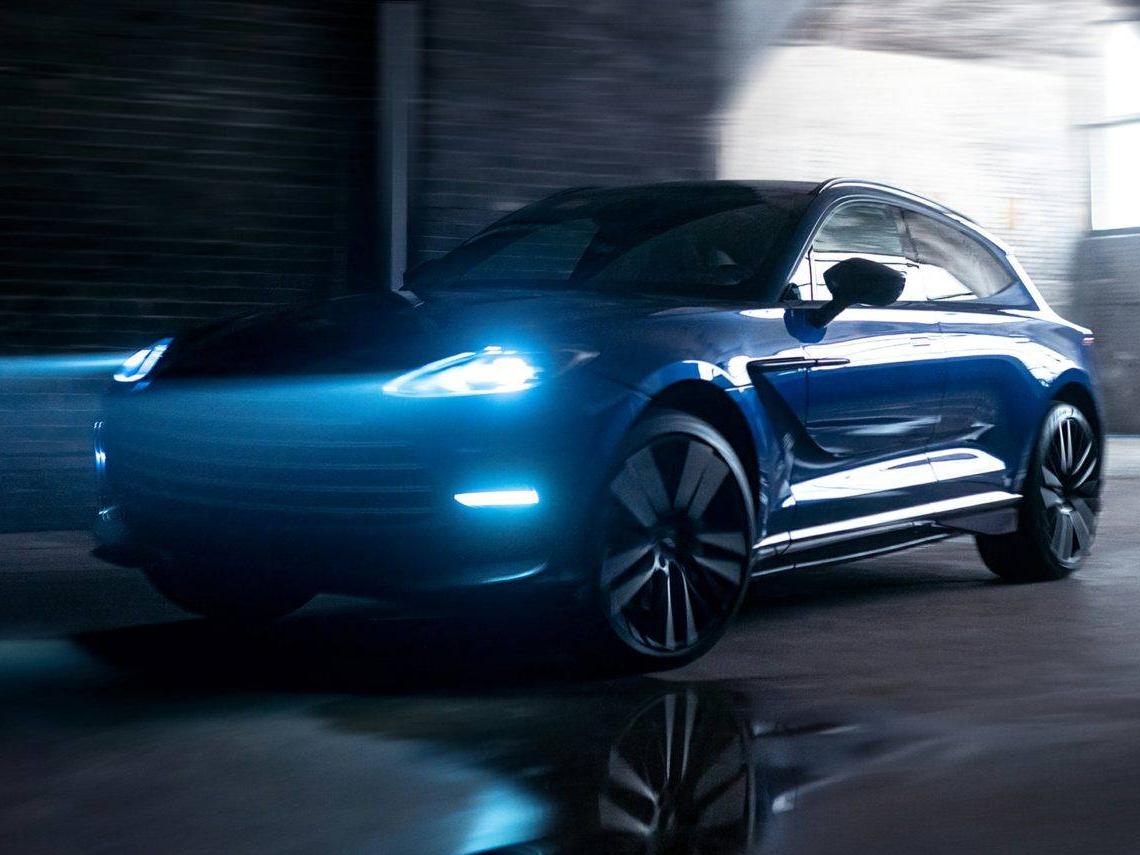 ASTON MARTIN DBX 2023 SD7VUJBW1PTV08410 image